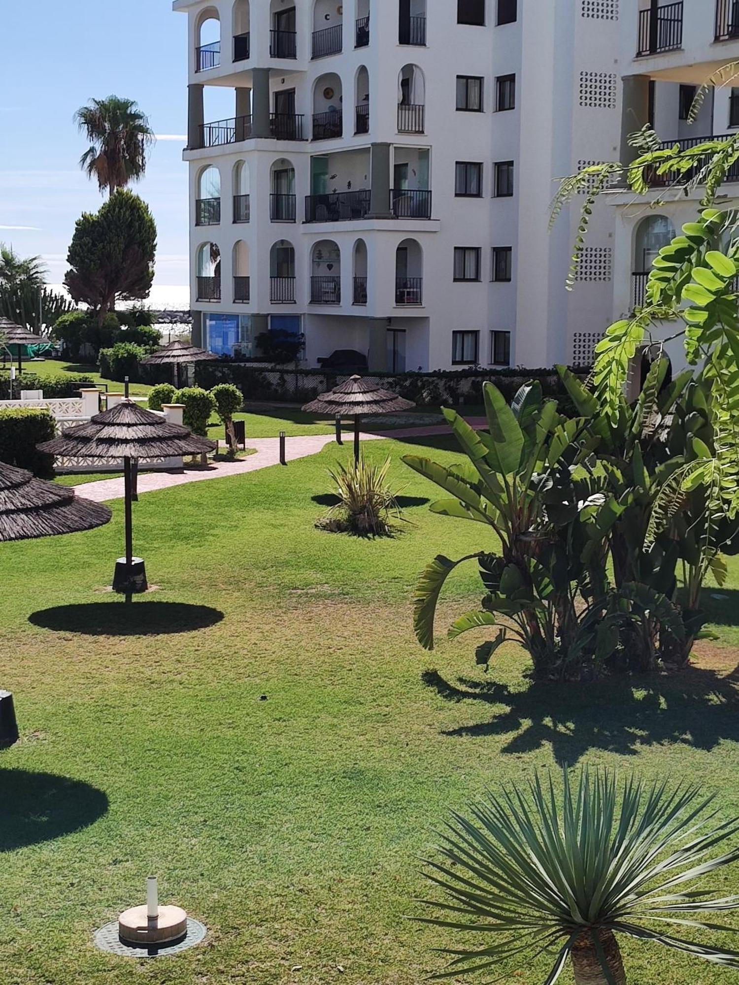 Duquesa 5210 Beach Side Paradise Castillo de Sabinillas Luaran gambar